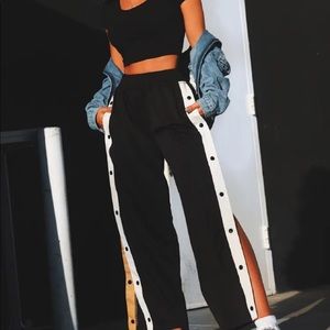 Contrast Snap Button Side Culotte Pants